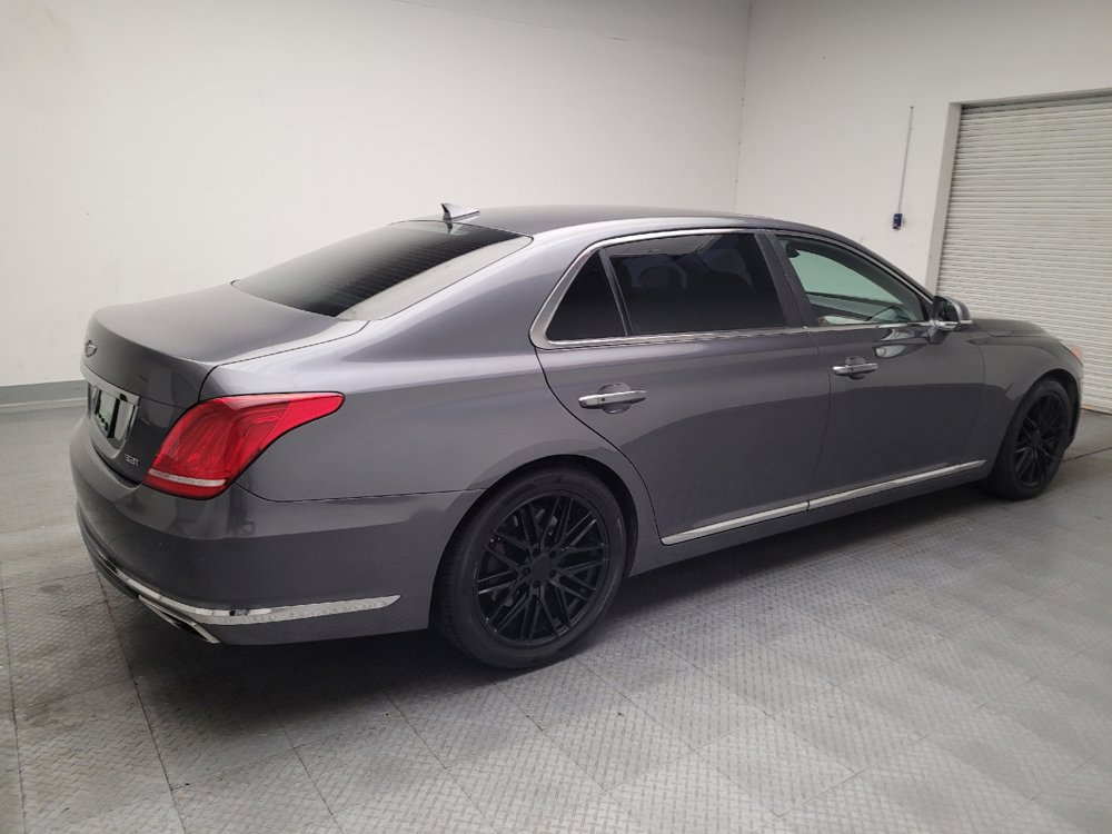 Used 2017 Genesis G90 3.3T Premium RWD image 10