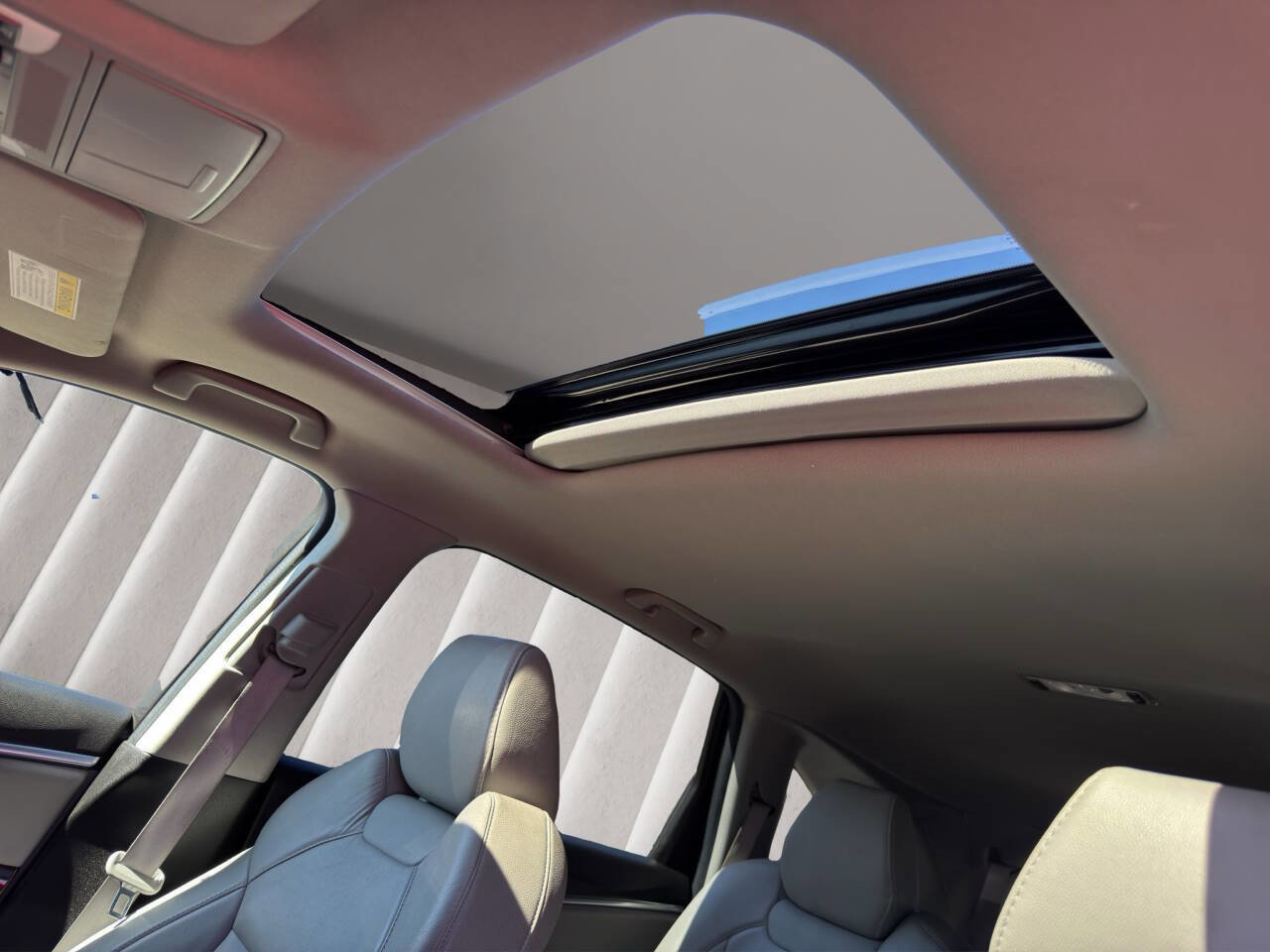 Used 2019 Acura MDX SH AWD 4dr SUV image 17