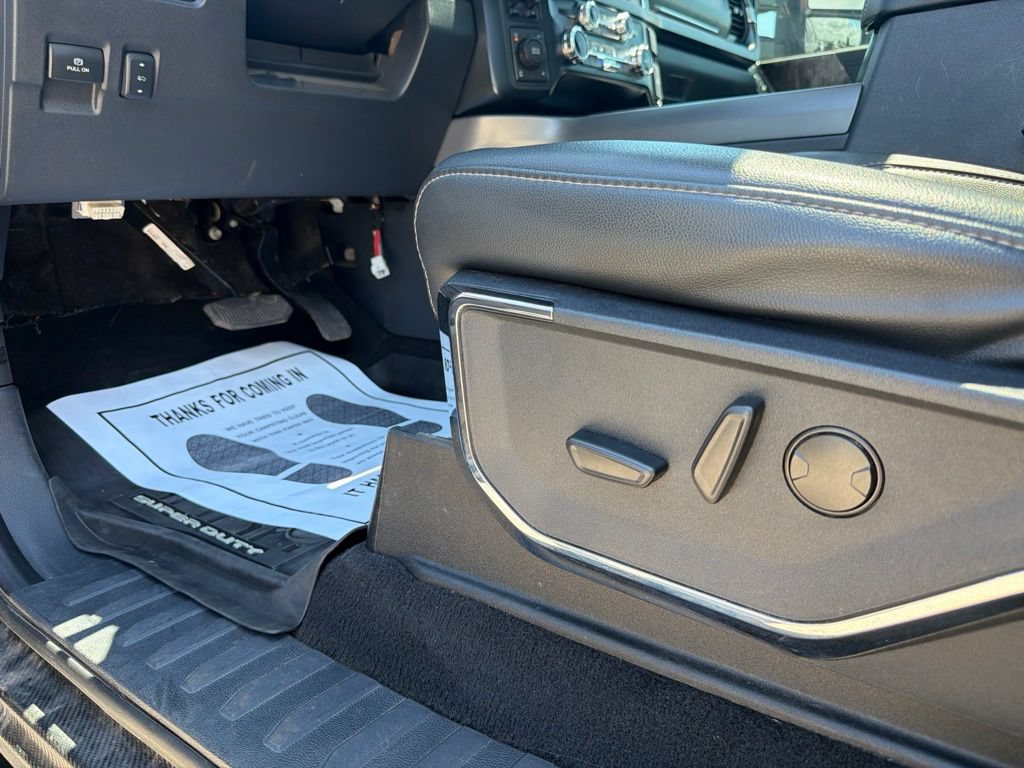 Used 2023 Ford F250 Lariat w/ Sport Appearance Package AWD/4WD image 26