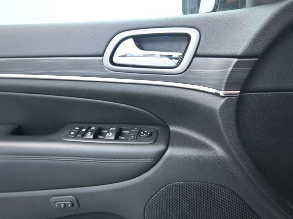 Used 2020 Jeep Grand Cherokee Limited X image 13