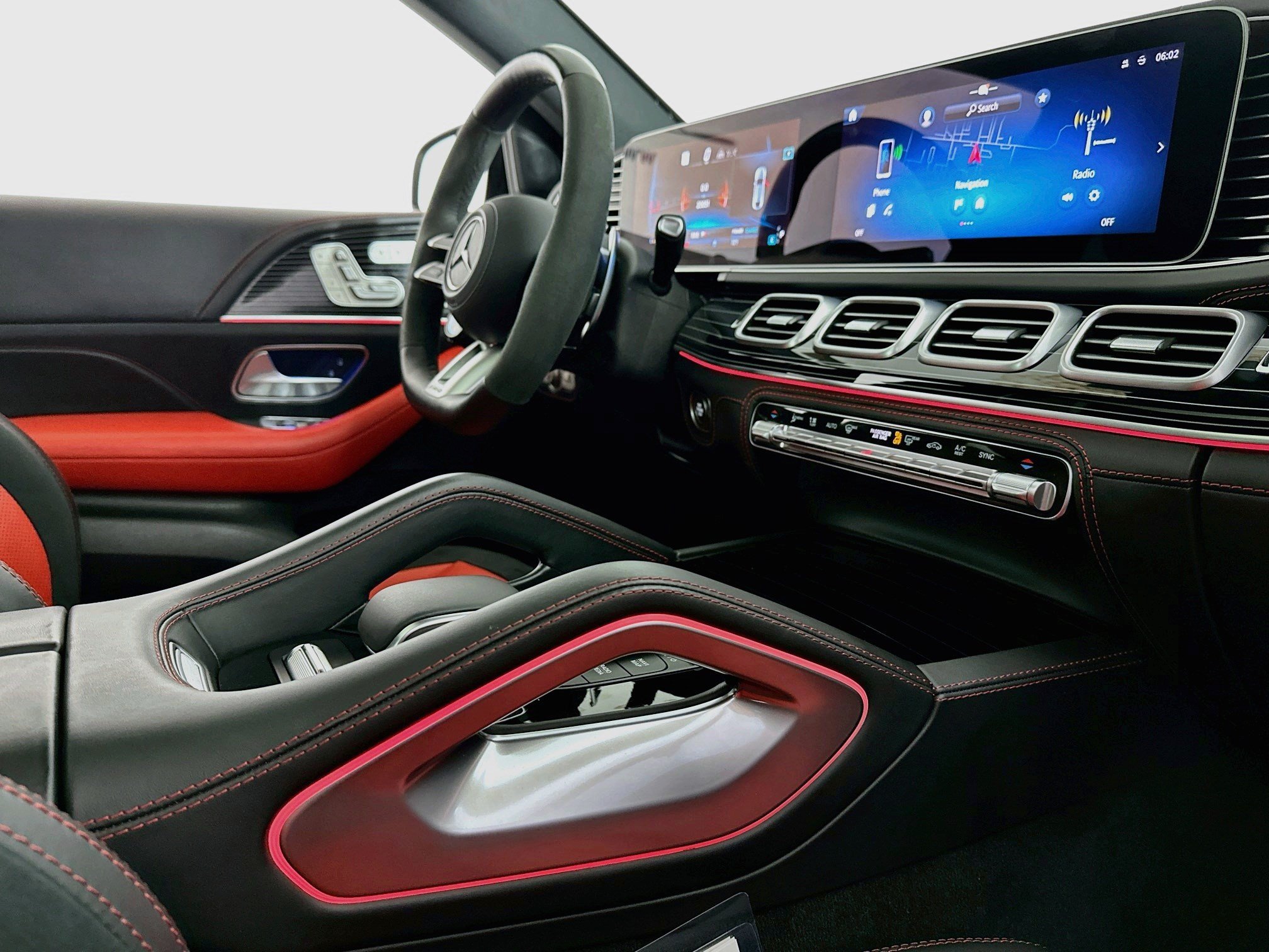Used 2025 Mercedes-Benz GLE 53 AMG 4MATIC Coupe w/ Driver Assistance Package image 30