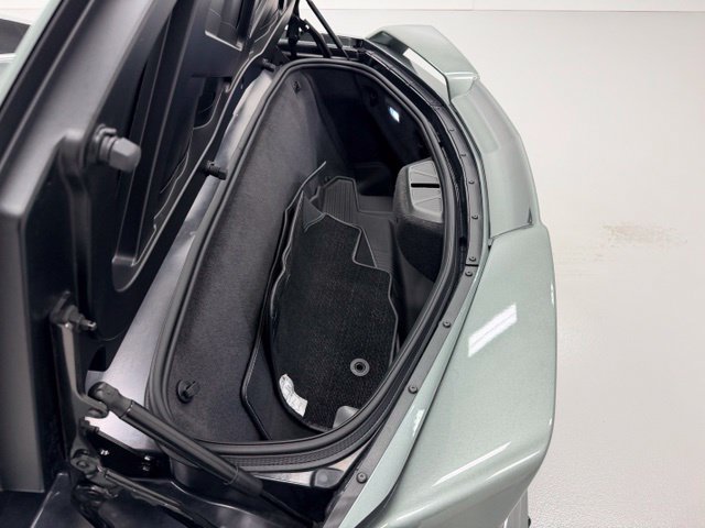 Certified 2023 Chevrolet Corvette Stingray Premium Conv w/ Z51 Performance Package RWD image 22