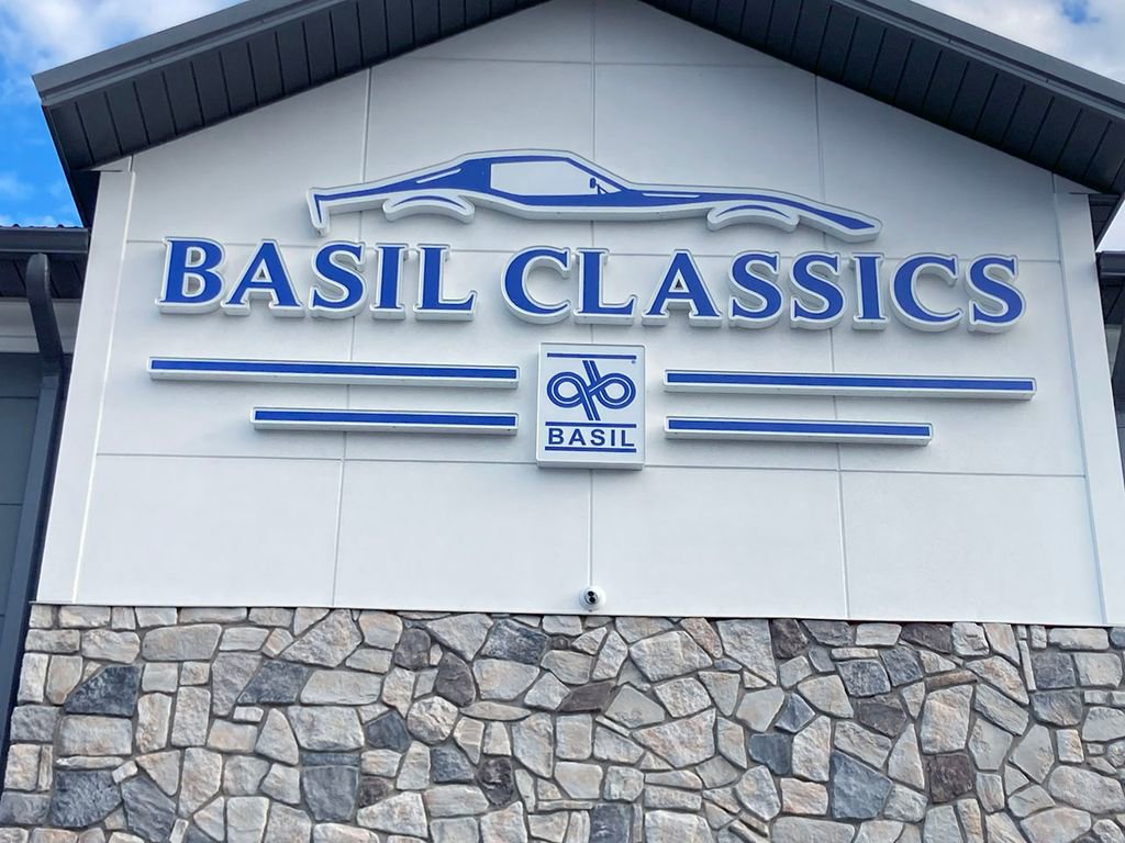 Used 2003 Ford Thunderbird image 83