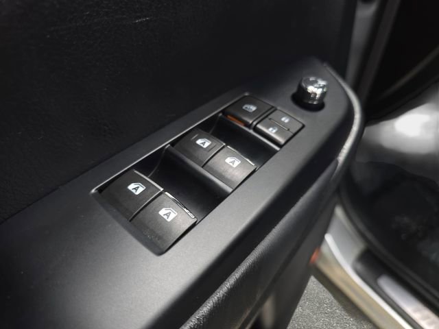 Used 2015 Toyota Highlander Limited image 27