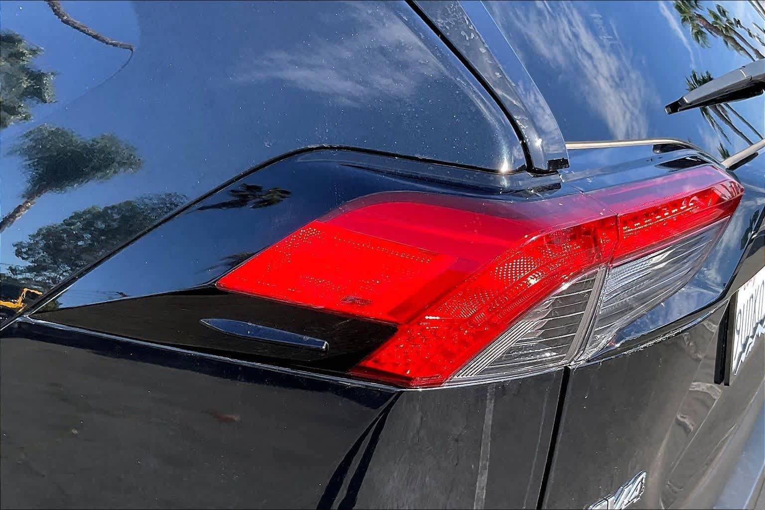 Certified 2025 Toyota RAV4 XLE AWD/4WD image 28