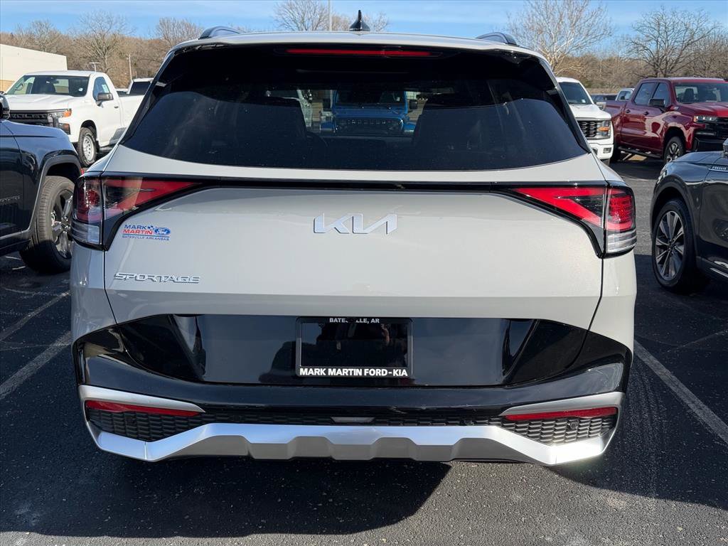 Used 2025 Kia Sportage SX image 5