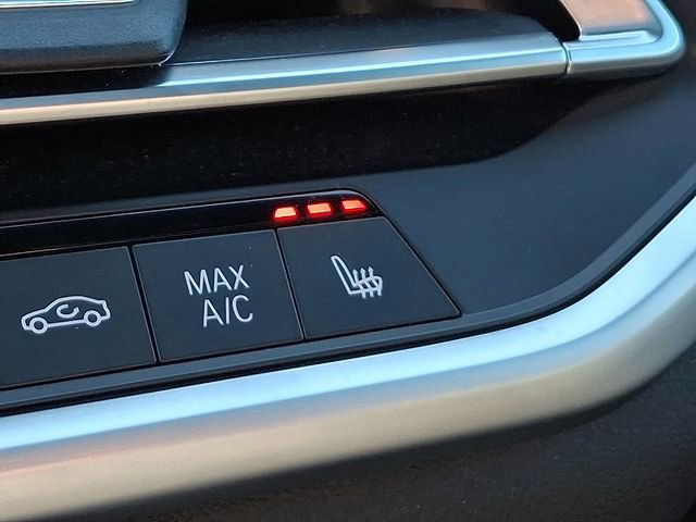 Used 2022 BMW X5 xDrive40i w/ Premium Package image 28