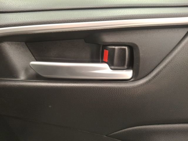 Used 2021 Toyota RAV4 XLE w/ Convenience Package image 55