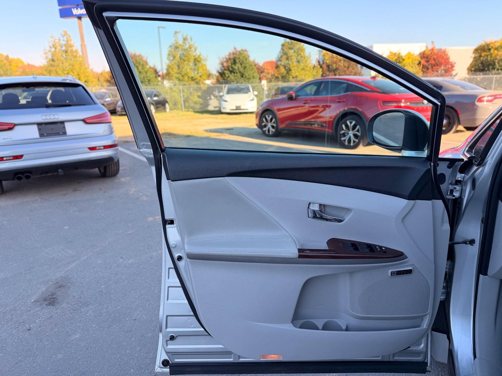 Used 2009 Toyota Venza FWD image 14