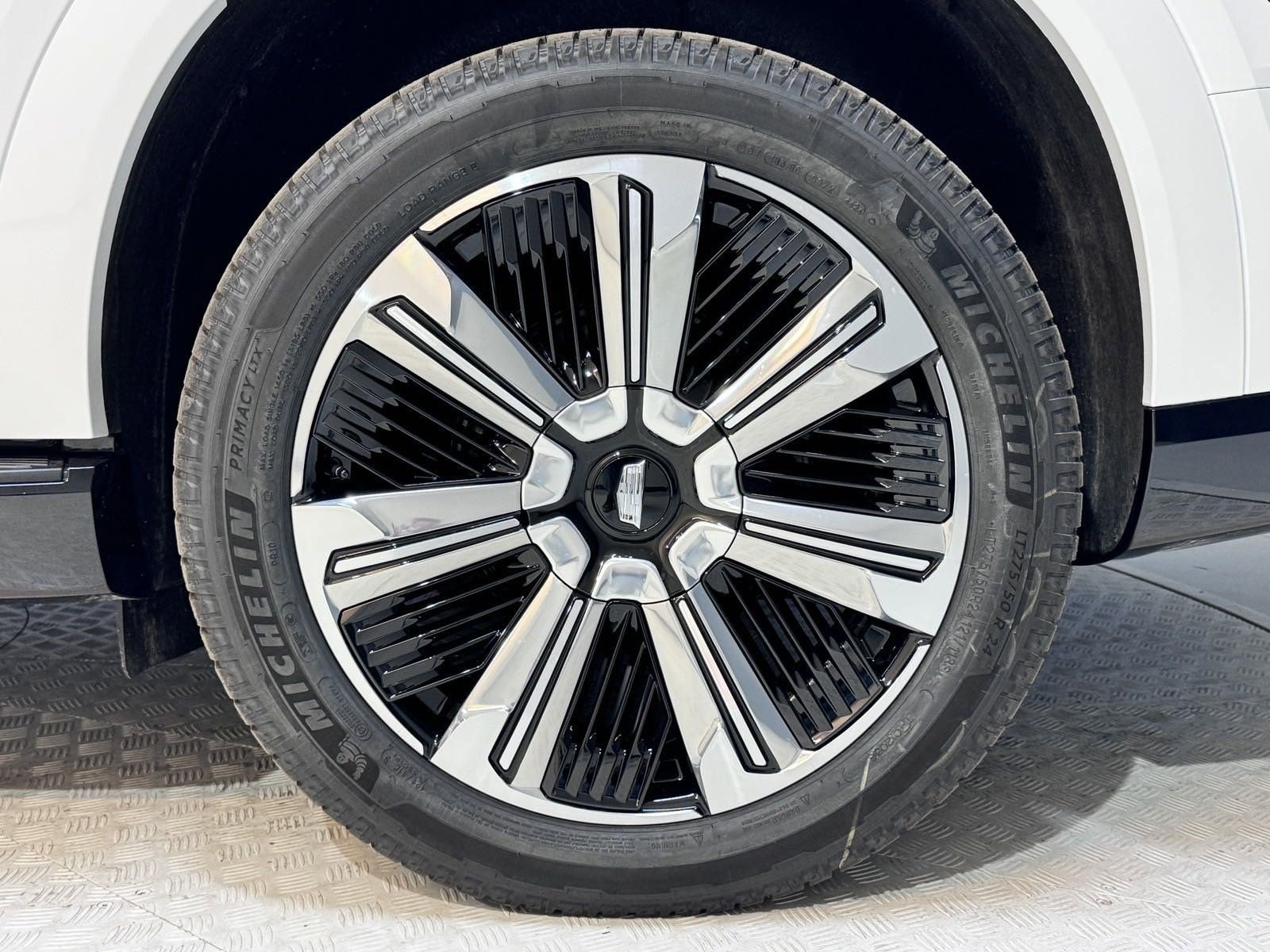 New 2025 Cadillac Escalade IQ Luxury 2 image 11