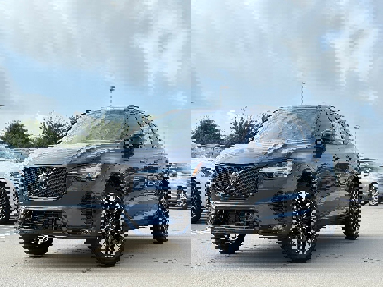 New 2026 Volvo XC60 B5 Plus w/ Protection Package Premier