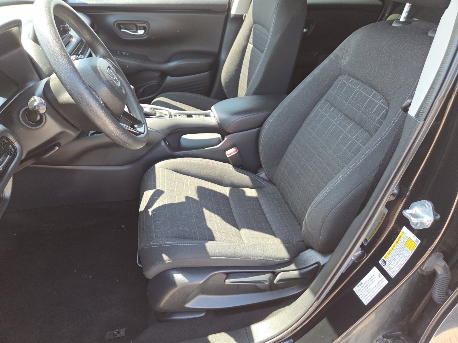 Used 2024 Honda HR-V LX image 24