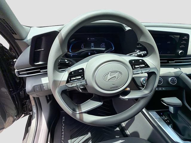 New 2026 Hyundai Elantra SE FWD image 11