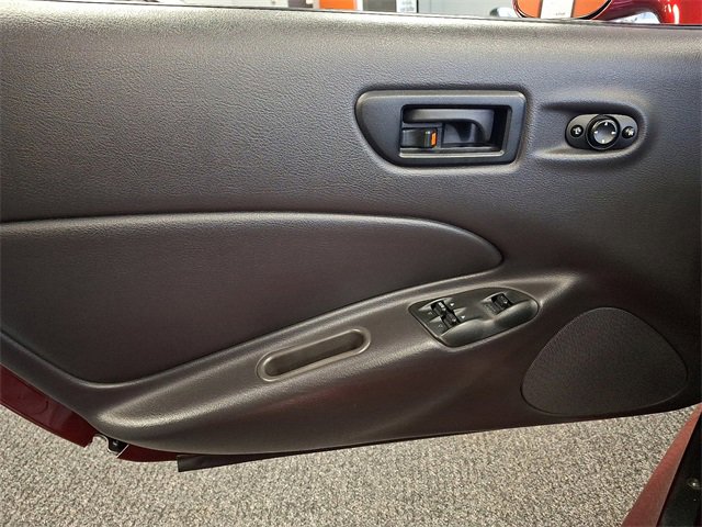 Used 2000 Plymouth Prowler image 11