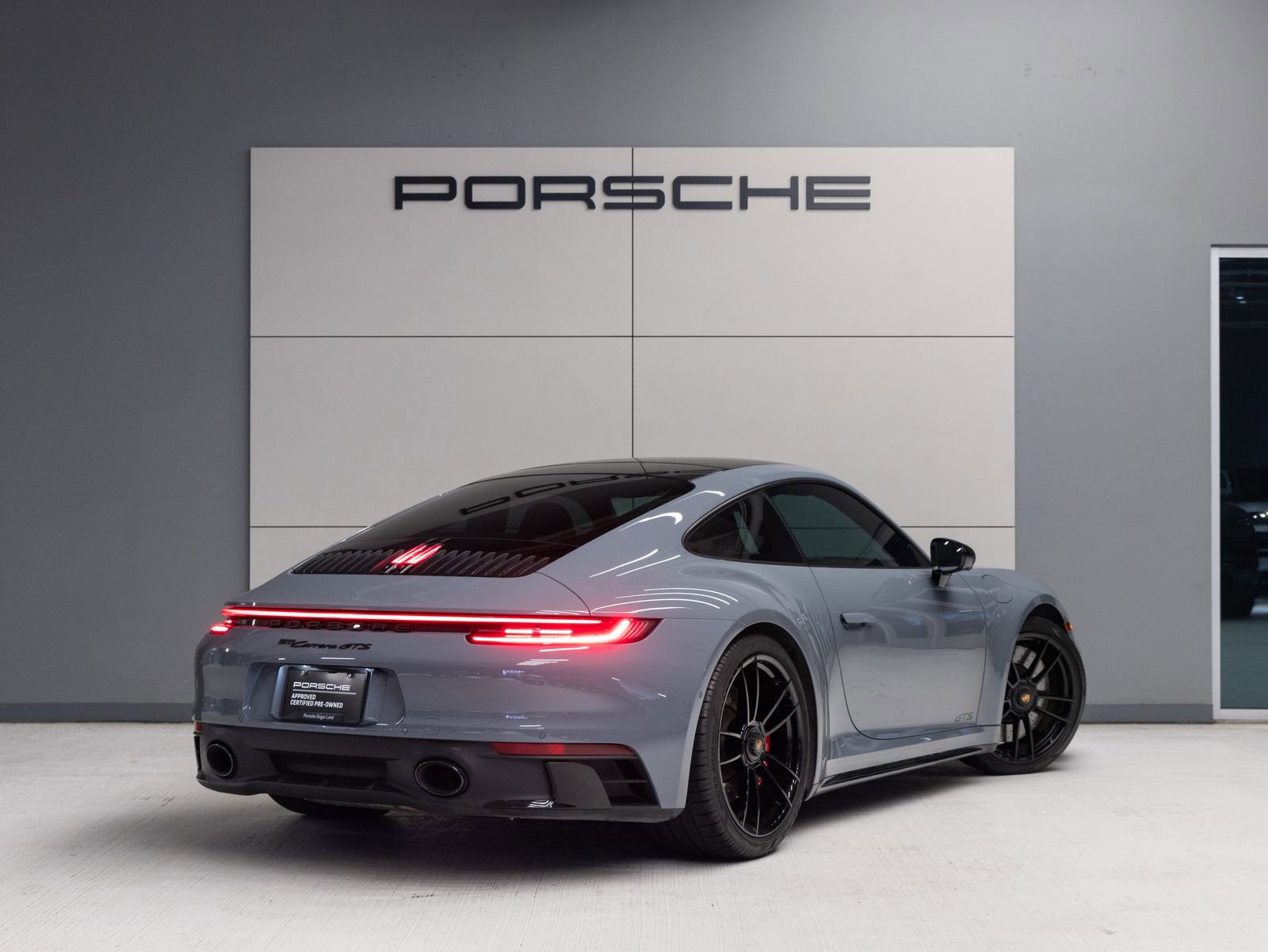 Certified 2023 Porsche 911 Carrera GTS RWD image 7