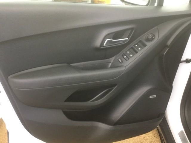 Used 2015 Chevrolet Trax LTZ AWD/4WD image 7