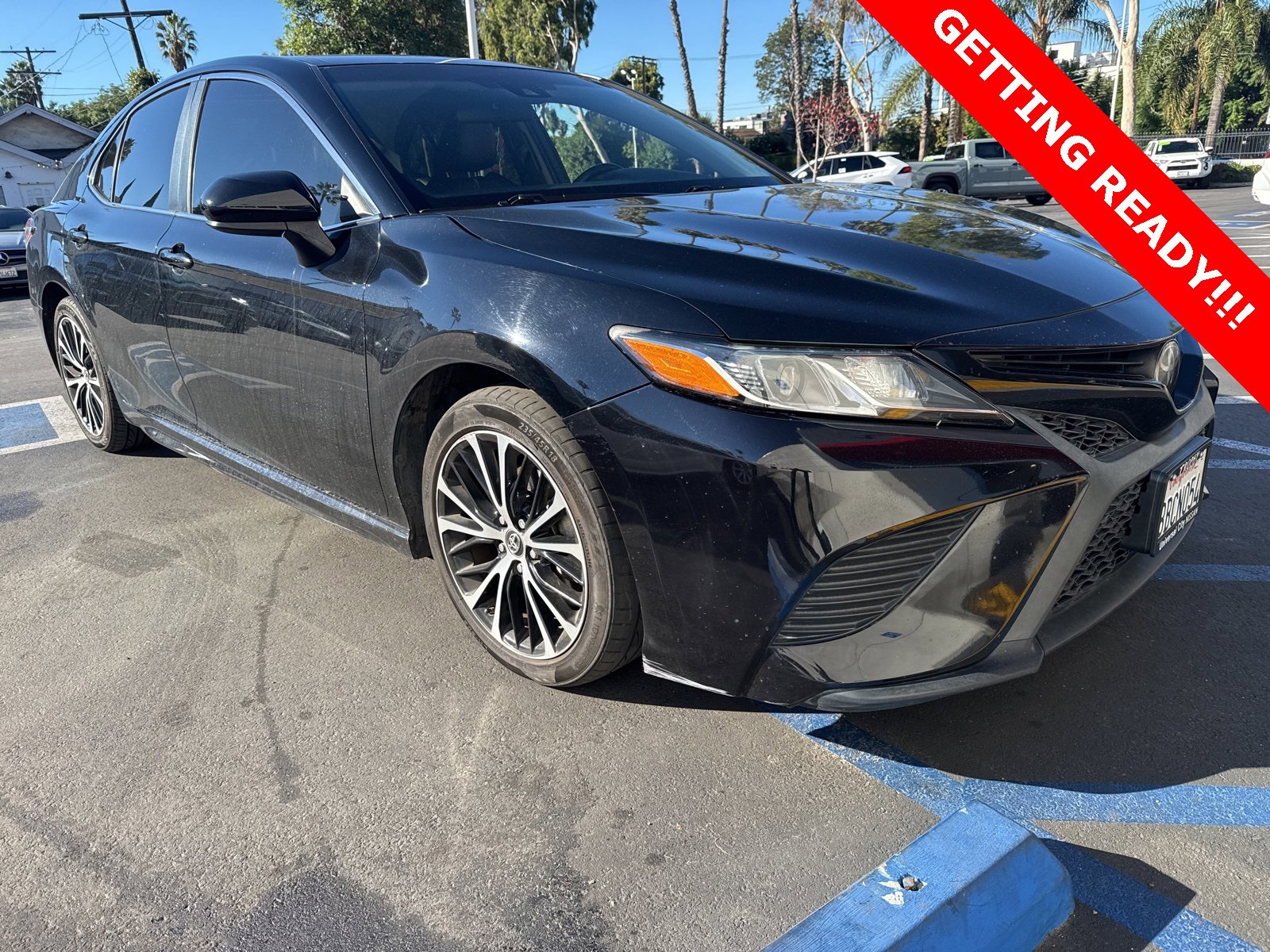 Used 2018 Toyota Camry SE