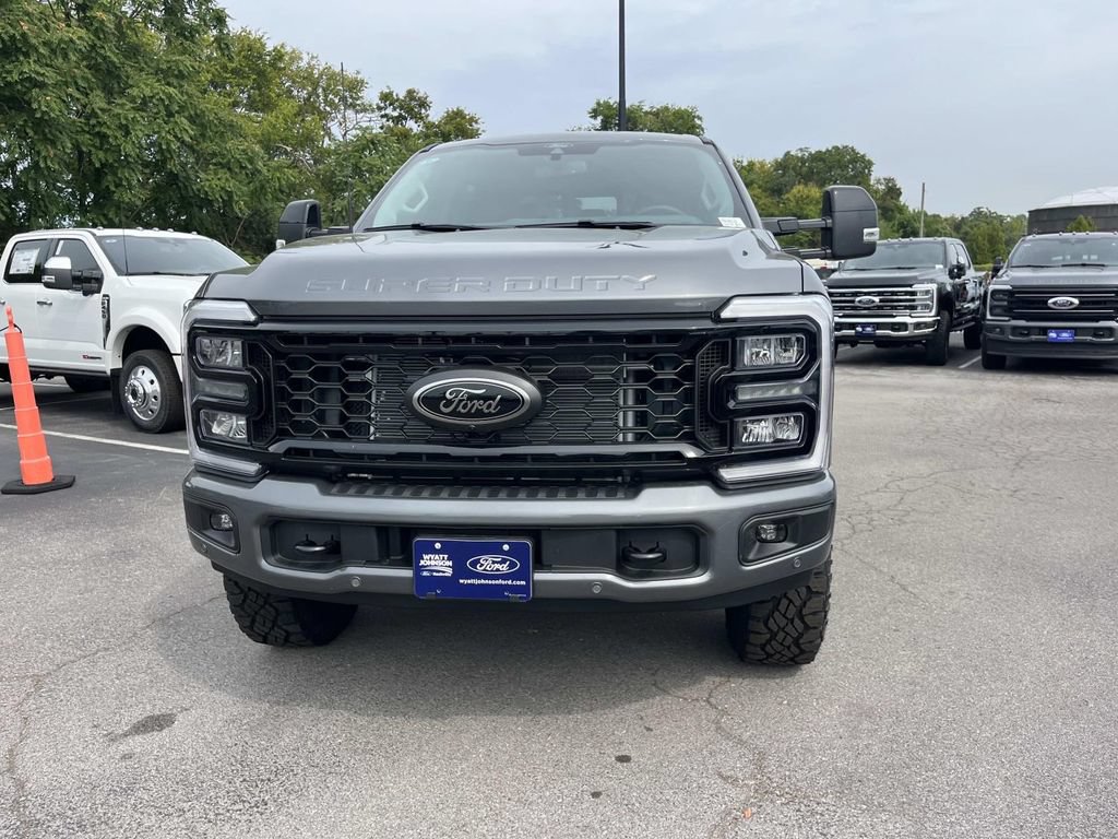 New 2026 Ford F250 Lariat w/ Tremor Off-Road Package AWD/4WD image 9