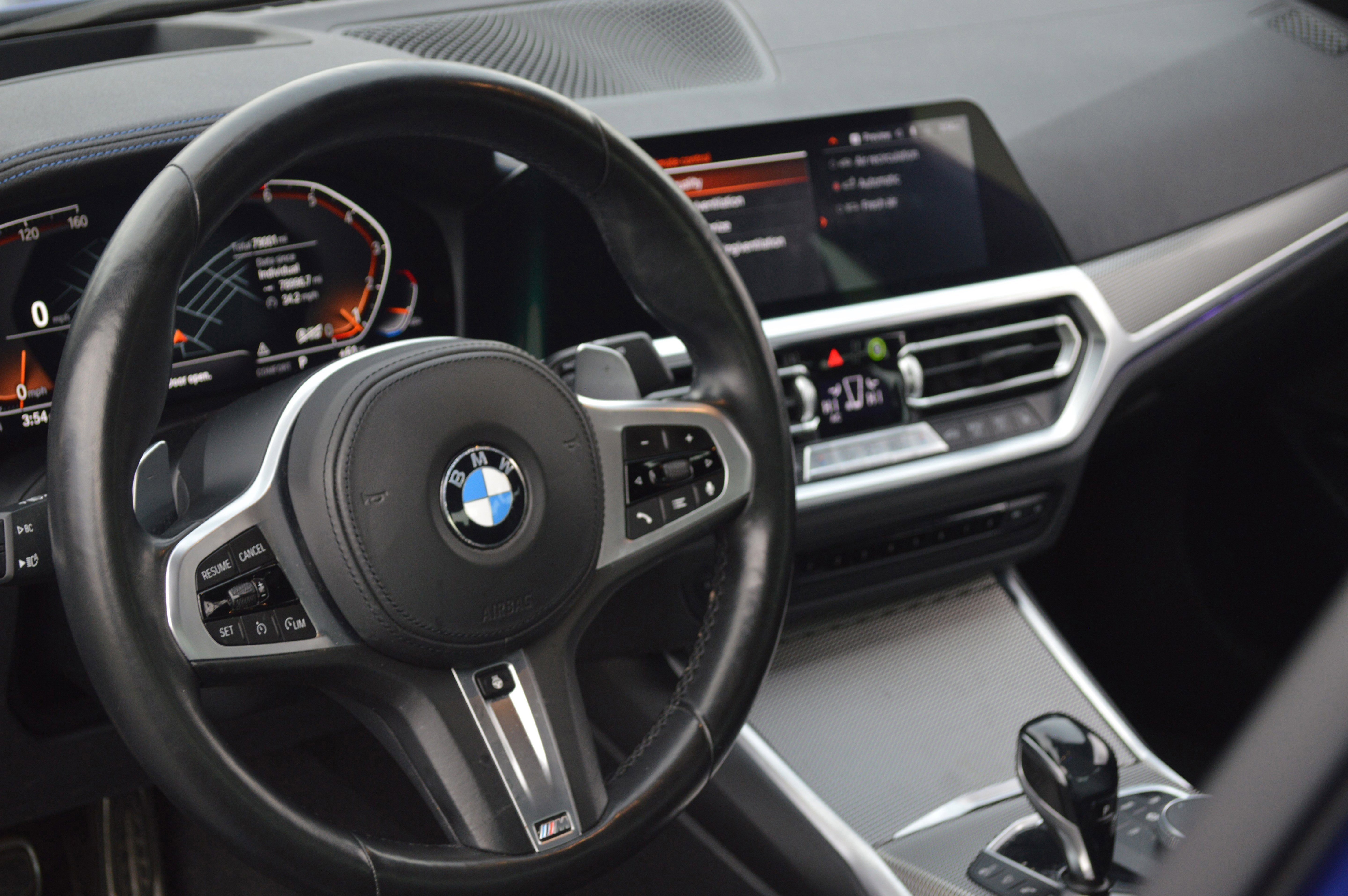 Used 2019 BMW 330i Sedan w/ M Sport Package image 24