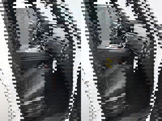 New 2026 Nissan Armada SL image 51