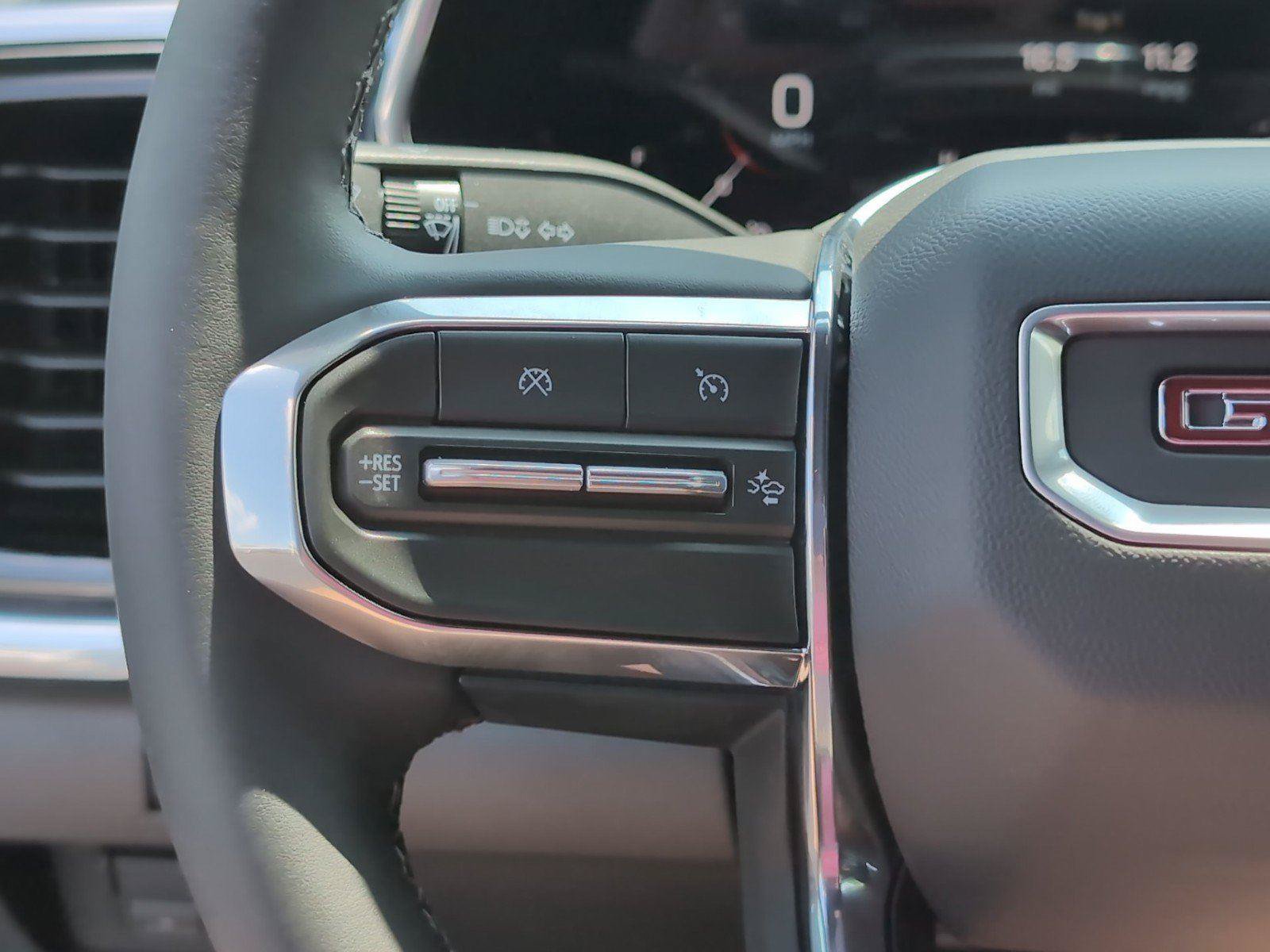 New 2026 GMC Canyon Elevation w/ Convenience Package RWD image 31