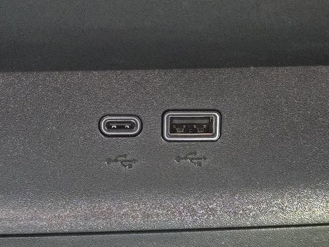 New 2026 Chevrolet Equinox ACTIV w/ Convenience Package III image 10