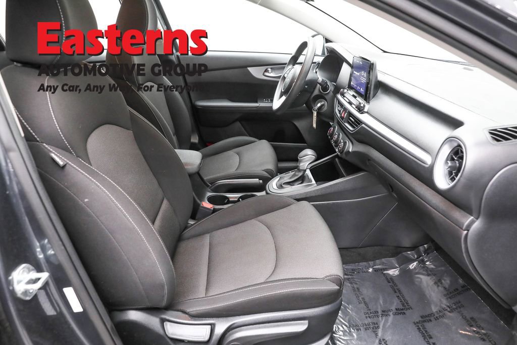 Used 2023 Kia Forte LXS image 23