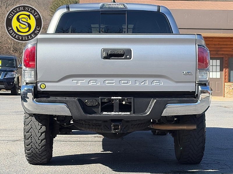 Used 2021 Toyota Tacoma TRD Off-Road image 5