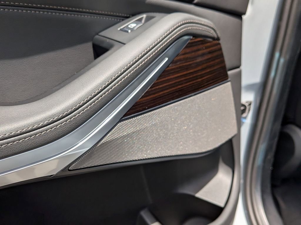 New 2026 BMW X5 xDrive50e image 16