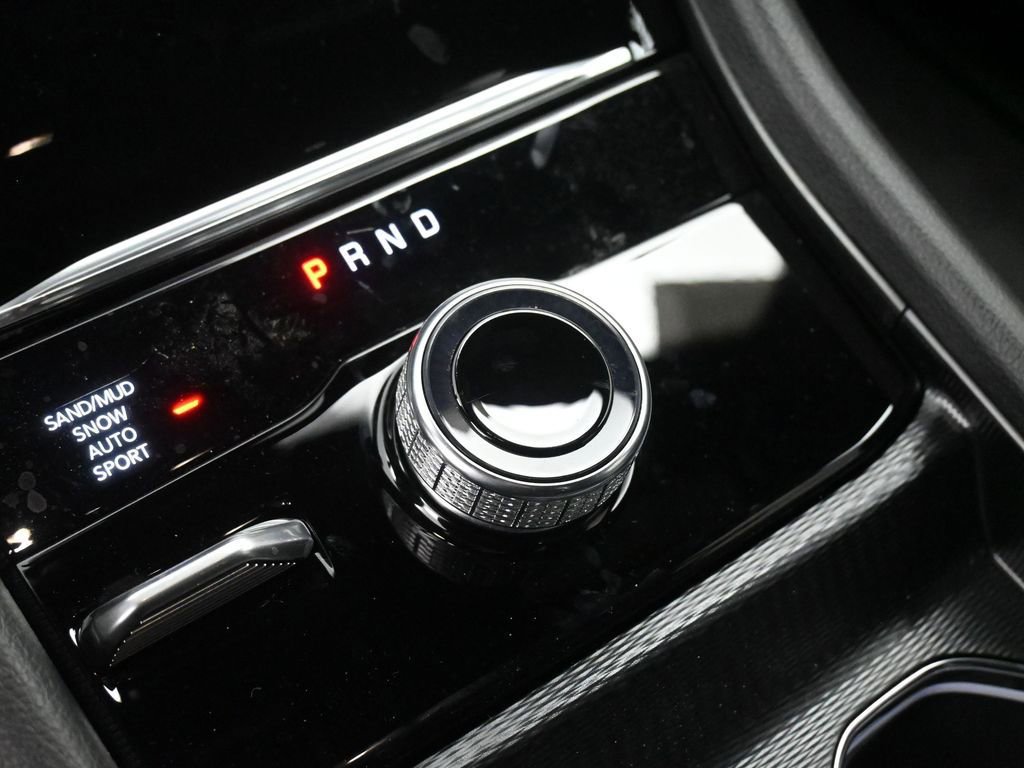 New 2026 Jeep Grand Cherokee Limited image 17