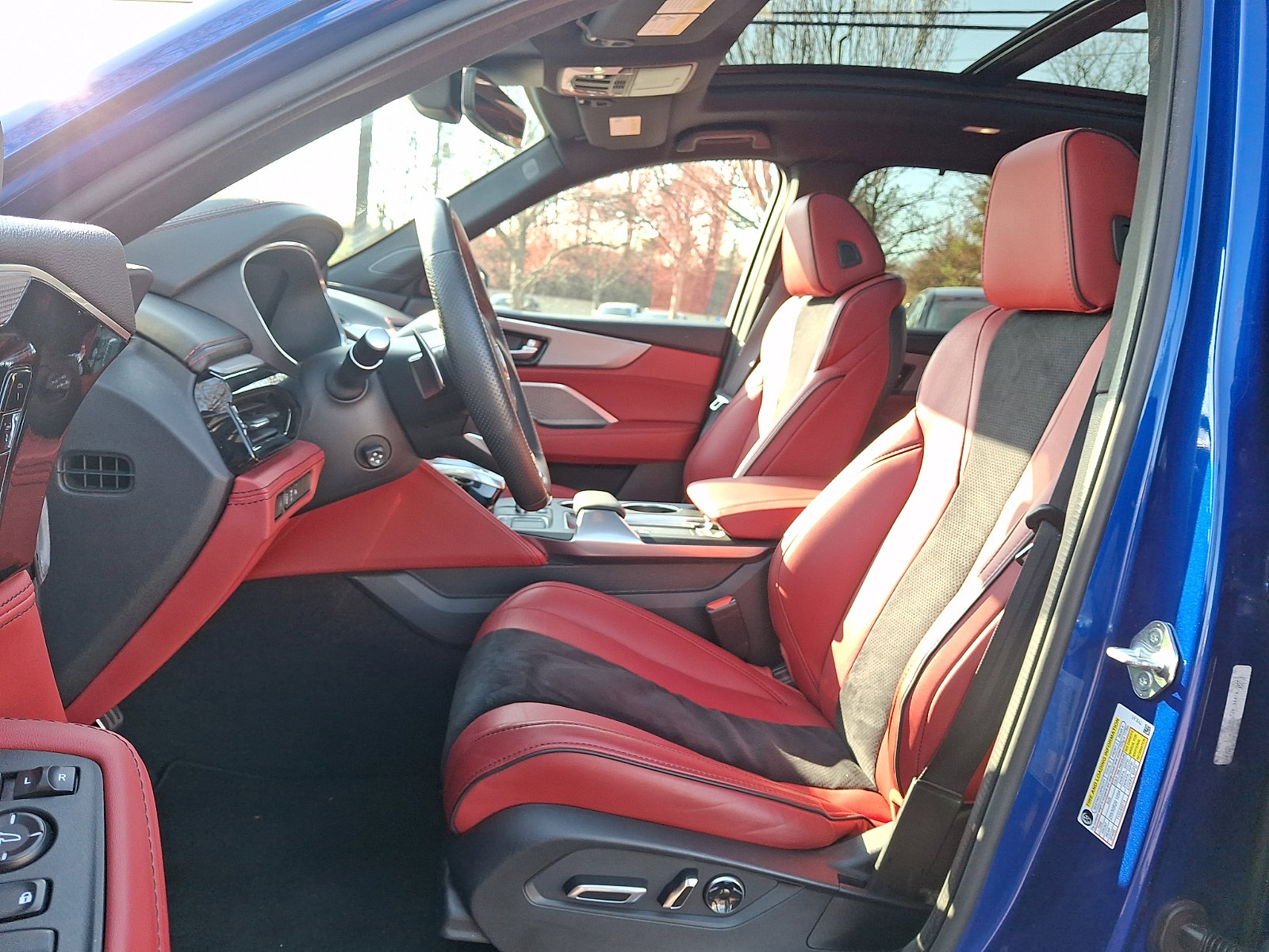 Used 2023 Acura MDX A-Spec image 14