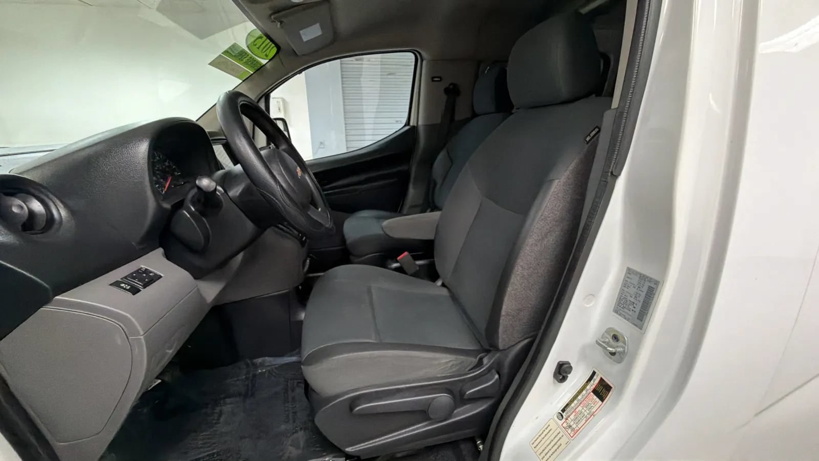 Used 2015 Chevrolet City Express LT FWD image 17