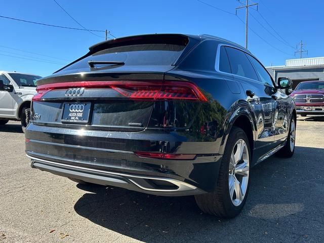 Used 2022 Audi Q8 Premium Plus w/ Premium Plus Package AWD/4WD image 3