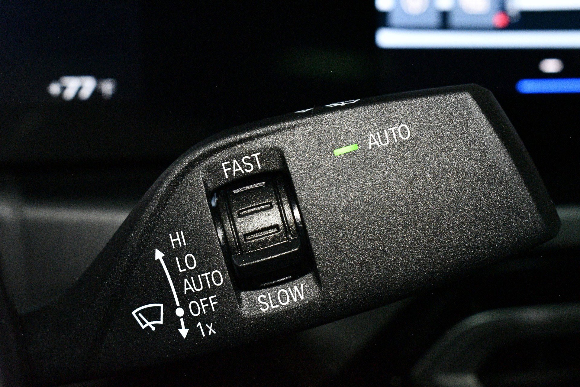 Used 2023 BMW M2 w/ Lighting Package image 28
