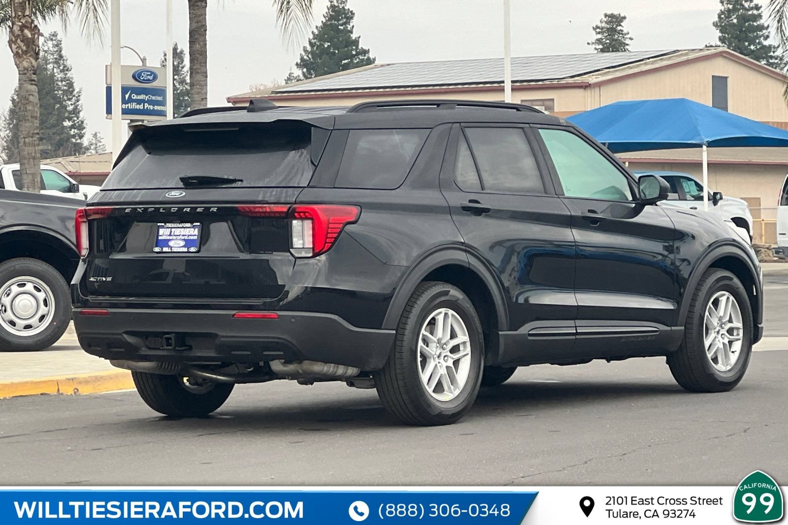 New 2026 Ford Explorer Active RWD image 7