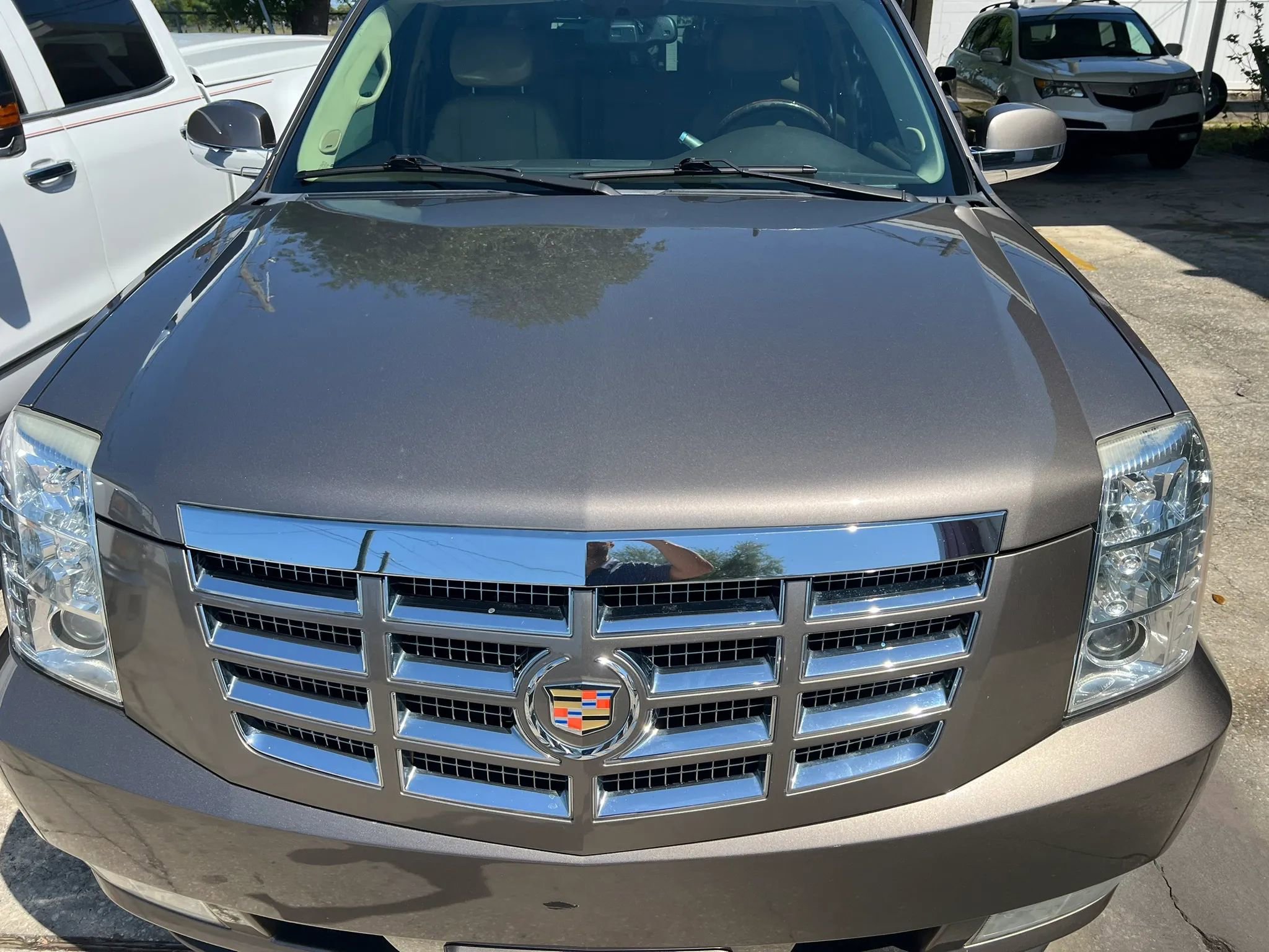 Used 2014 Cadillac Escalade ESV Luxury AWD/4WD image 19