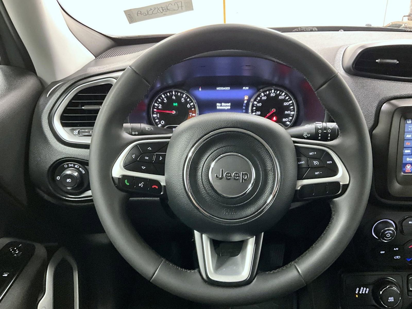 Used 2021 Jeep Renegade Latitude AWD/4WD image 12