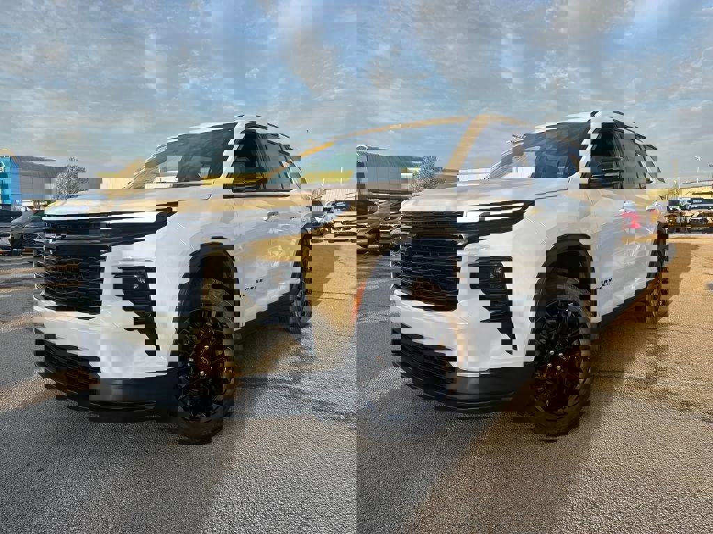 New 2026 Chevrolet Traverse LT w/ Midnight/Sport Edition