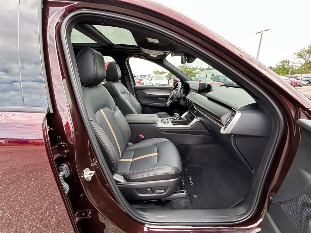 Used 2025 MAZDA CX-90 Plug-In Hybrid w/ Premium Plus image 45