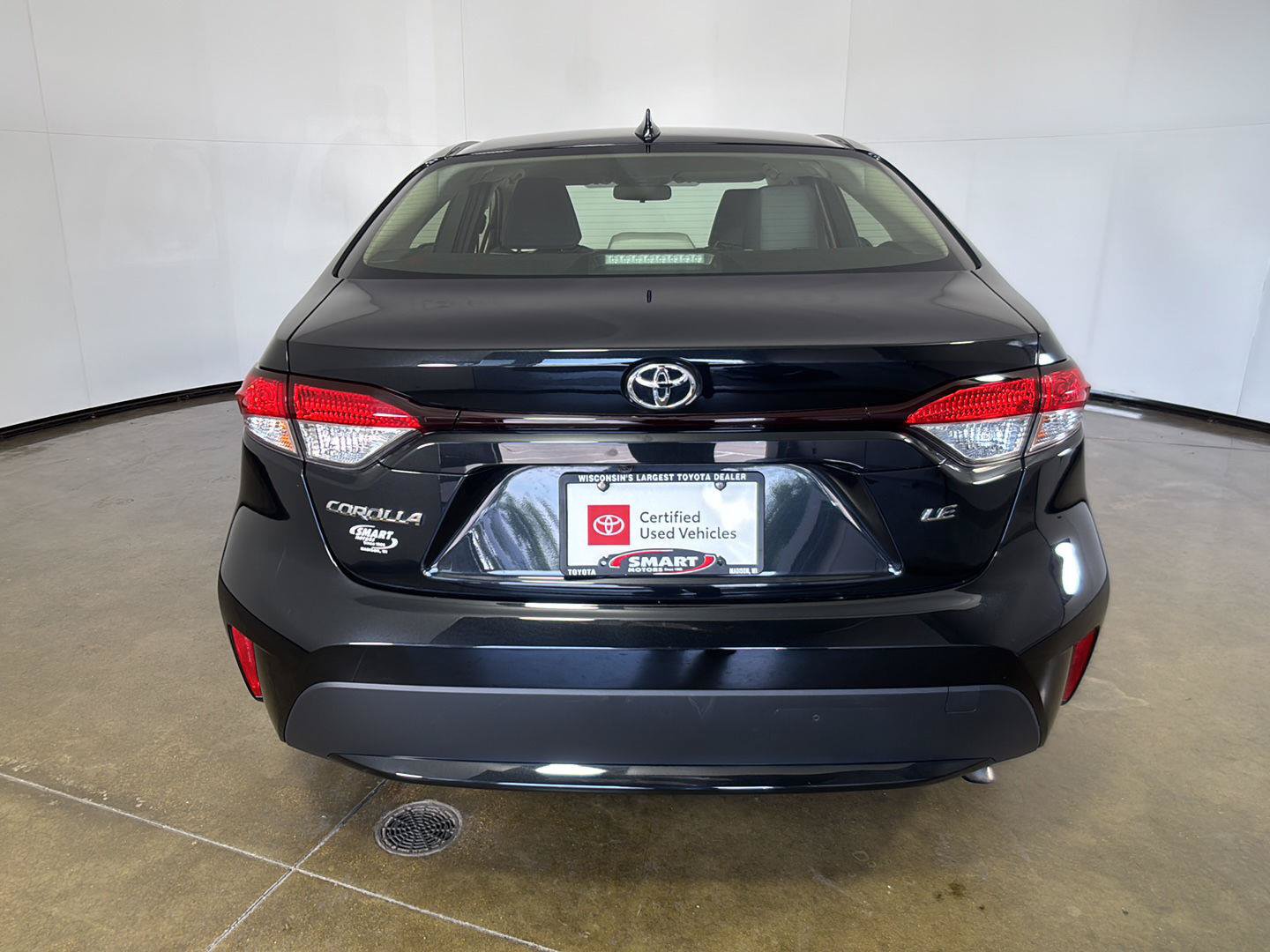 Used 2020 Toyota Corolla LE w/ LE Convenience Package FWD image 11