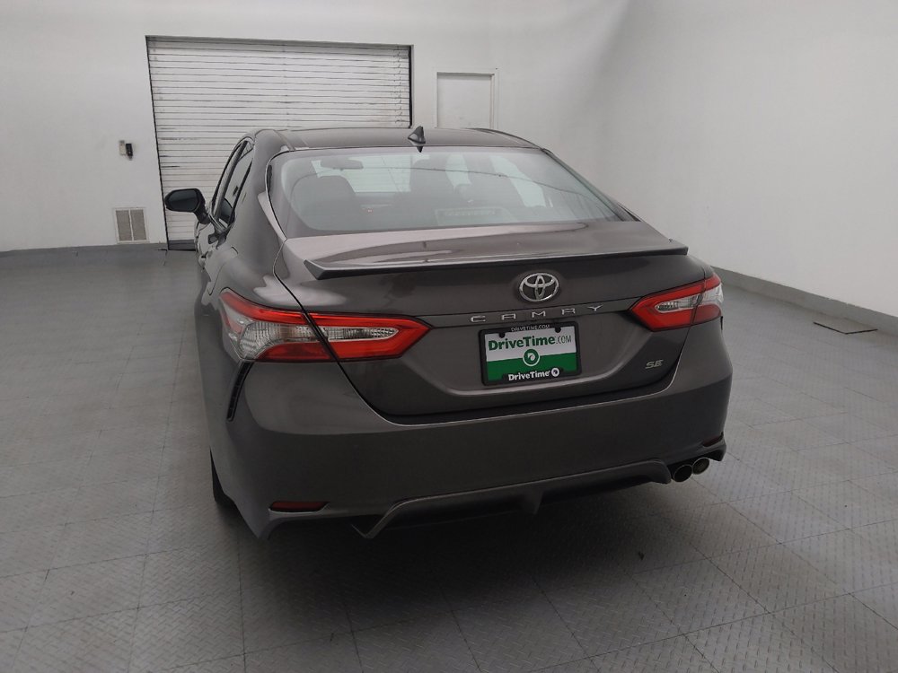 Used 2019 Toyota Camry SE FWD image 6