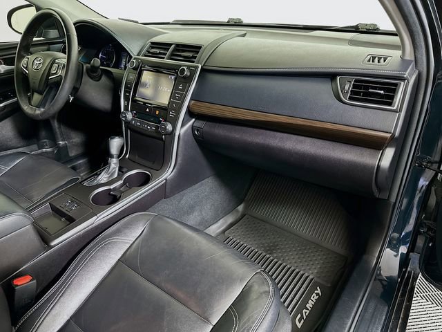 Used 2017 Toyota Camry XLE image 27