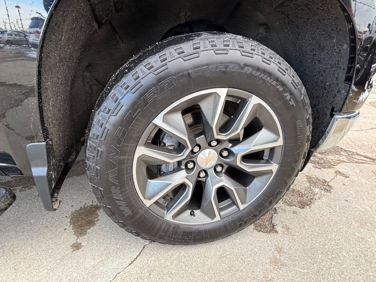 Used 2022 Chevrolet Silverado 1500 LT w/ Z71 Off-Road Package image 14