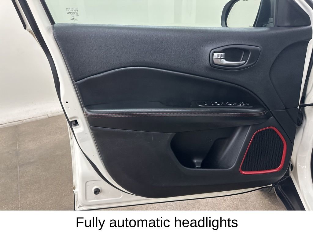 Used 2019 Jeep Compass Trailhawk image 31