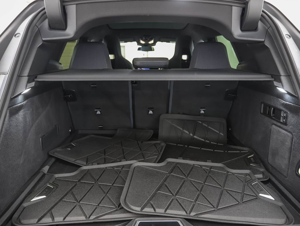 Used 2026 BMW iX xDrive45 image 24