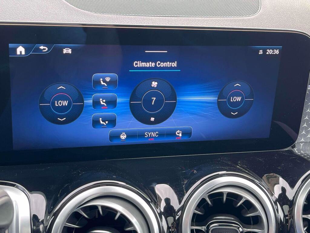 New 2026 Mercedes-Benz GLB 250 4MATIC image 26