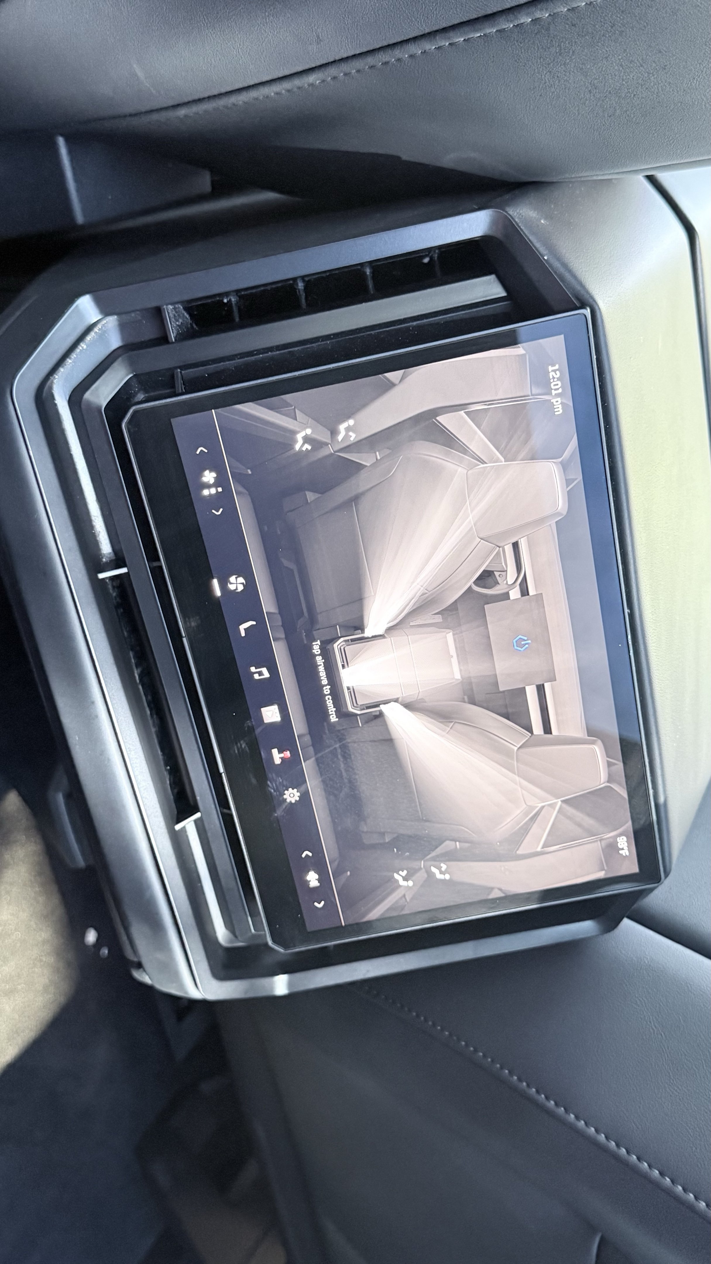 Used 2025 Tesla Cybertruck AWD Crew Cab image 51