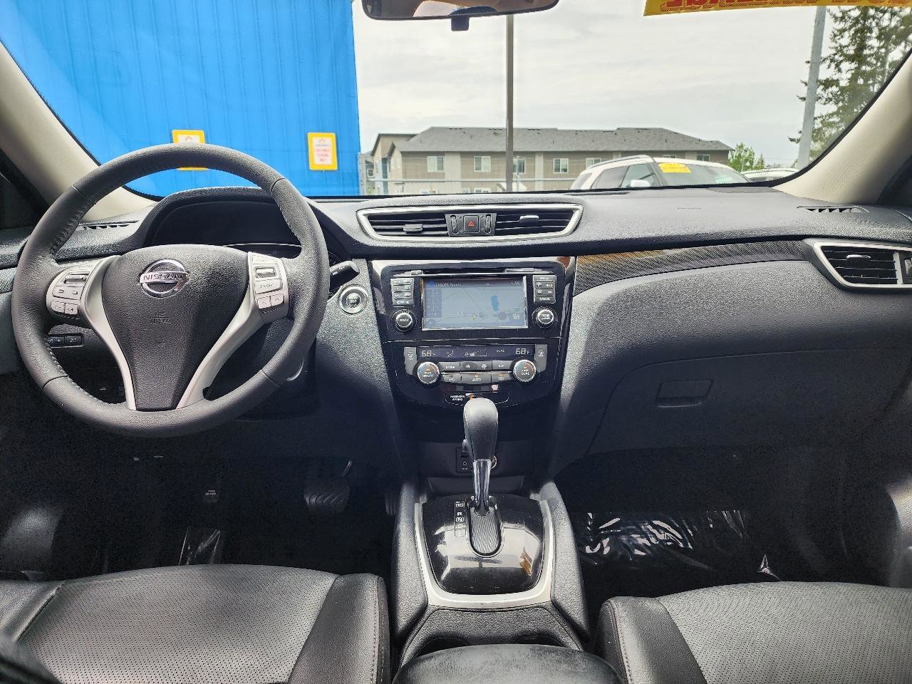 Used 2016 Nissan Rogue SL AWD/4WD image 17