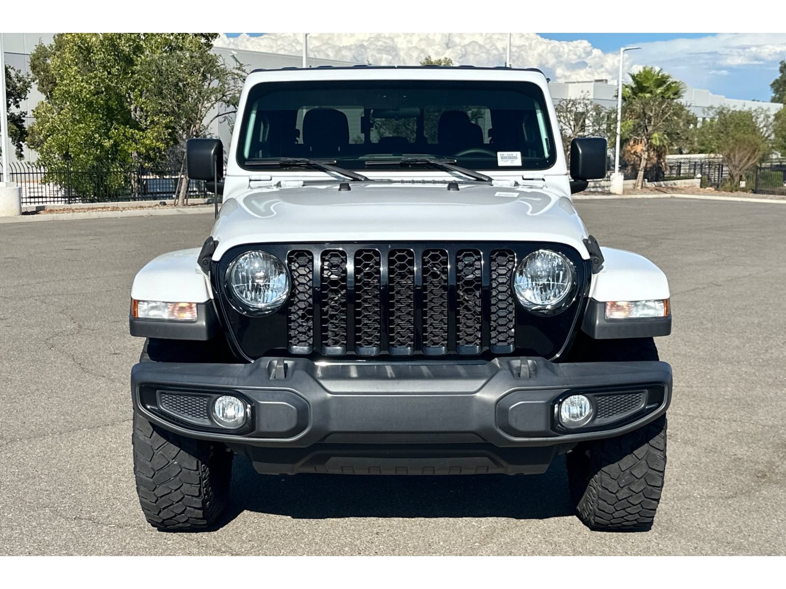 Used 2022 Jeep Gladiator Sport AWD/4WD image 9