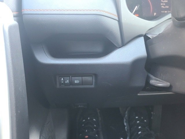 Used 2024 Toyota RAV4 Adventure image 25